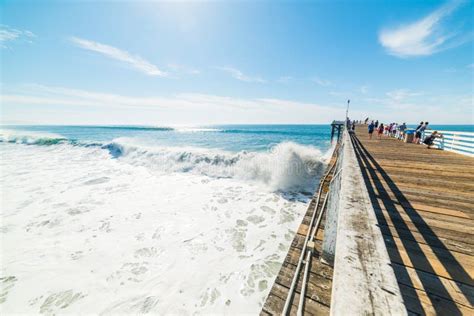 Wooden Pier in Pacific Beach Editorial Image - Image of scenic, liquid ...