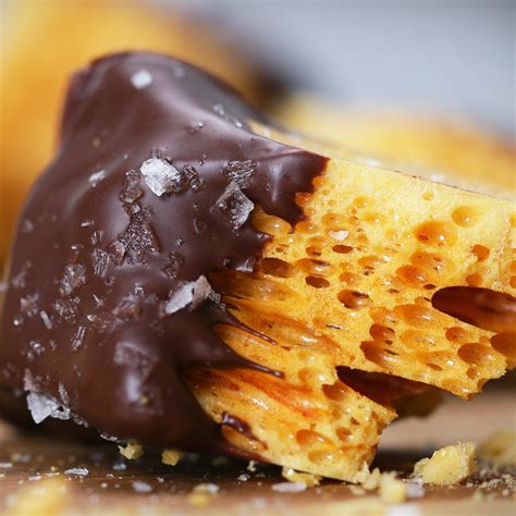 Honeycomb Toffee Recipe by Maklano