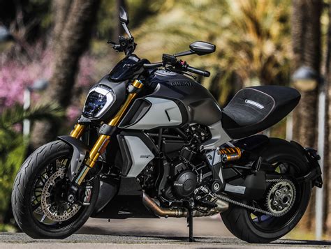 FIRST RIDE: 2019 Ducati Diavel 1260S – looks like a cruiser, feels like ...