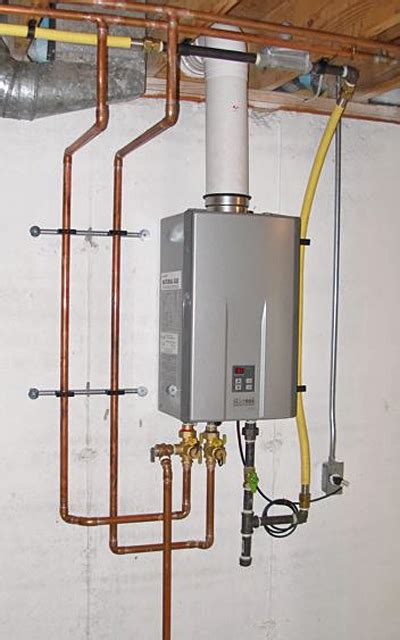 tankless-water-heater-macomb-michigan - MacombWaterHeater.com