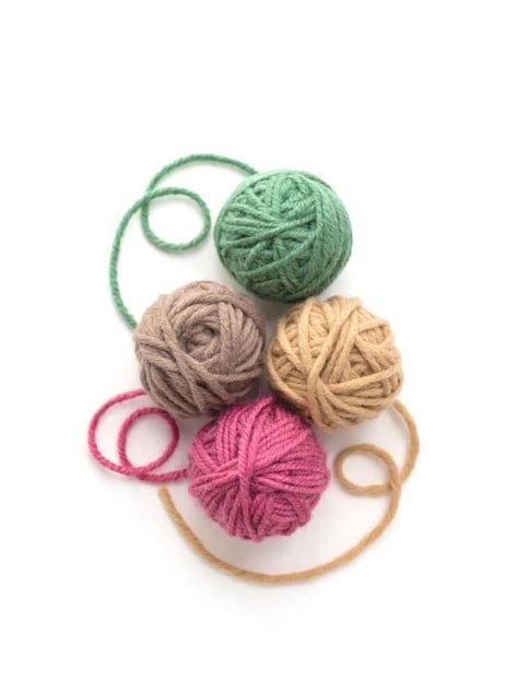 Different Types of Yarn: Explained - Easy Crochet Patterns