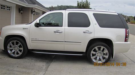 Review gmc yukon denali hybrid