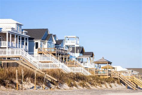 Waterfront homes. Surf City, North Carolina. - Superior School of Real ...