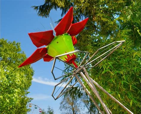 Solar Powered Flower Sculpture Lights up the Night | Inhabitat - Green ...