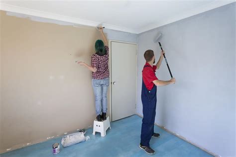 How To Paint The House Yourself - Professional Tips And Tricks - BV ...