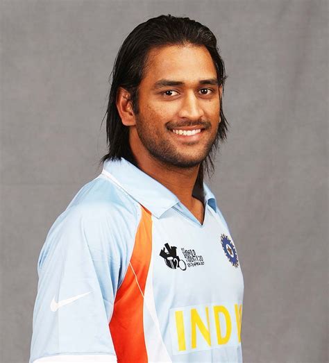 Ms Dhoni Hairstyle 2007 - Spacotin