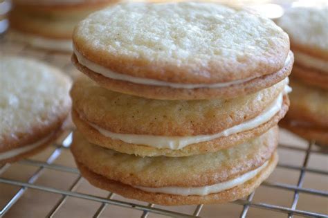 Vanilla on Vanilla Sandwich Cookies Recipe (Easy Dessert) | HeyFood ...