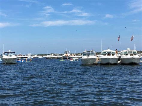 NJ man charged with vehicular homicide in Barnegat Bay boat crash