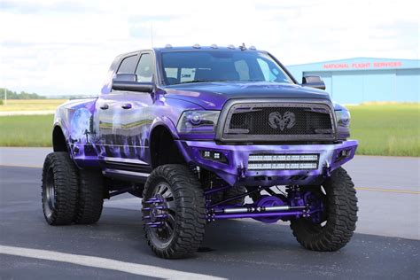 Top 10 Lifted Dually Trucks