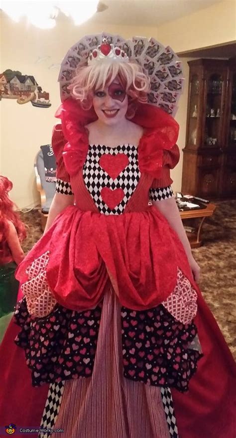 The Queen of Hearts Costume | Creative DIY Costumes