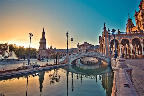 File:Plaza de Espana, Seville, Spain.jpg - Wikimedia Commons