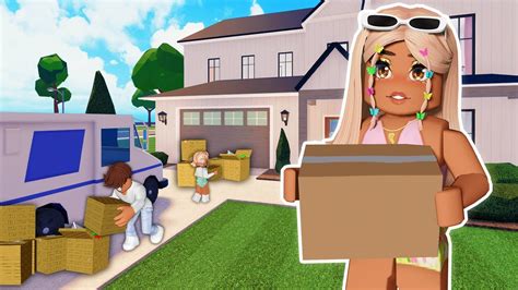 🏡 MOVING into our NEW HOUSE on Berry Avenue | Roblox Roleplay - YouTube