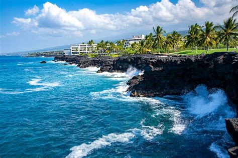 22 Best Things to Do in Kona (+ Nearby Attractions!)