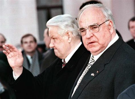 Helmut Kohl Biography