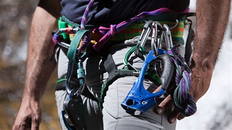 How to choose a climbing harness for protection and comfort | Advnture