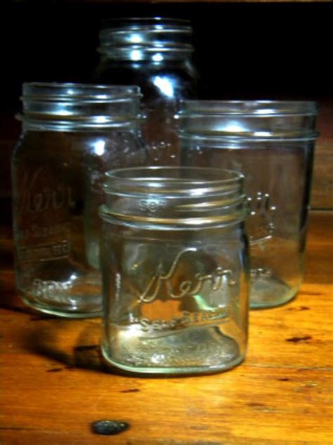 Pictures of Antique Mason Jars: Different Types at a Glance | LoveToKnow