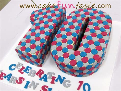 Cake Funtasie: Number 10 Retro Dots Cake