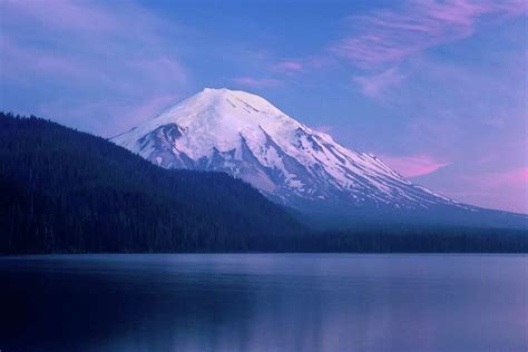 Mount St Helens Eruption Before And After