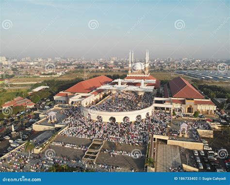 MASJID AGUNG SEMARANG MOSQUE Editorial Photography - Image of java ...