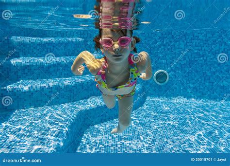 Underwater Kid in Swimming Pool Stock Image - Image of child, people ...