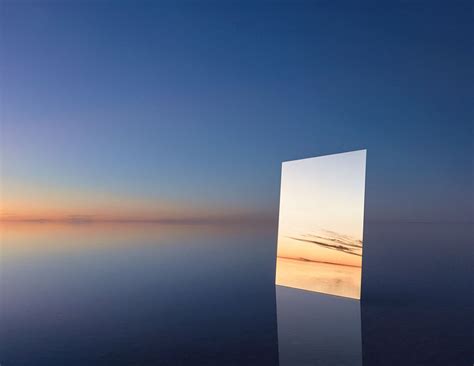 Photographer Put A Huge Mirror In A Salt Flat To Capture The Surreal ...