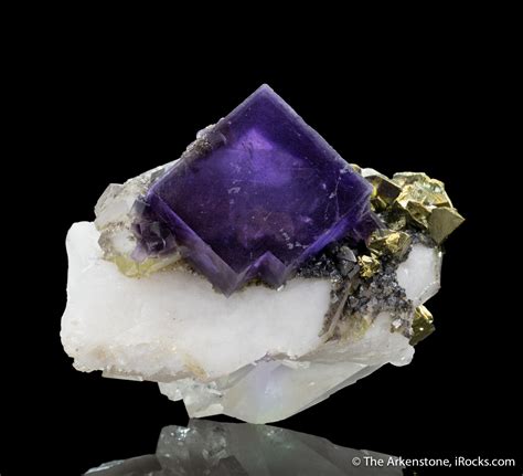 Fluorite and Chalcopyrite on Quartz - SM21-009 - Yaogangxian Mine ...