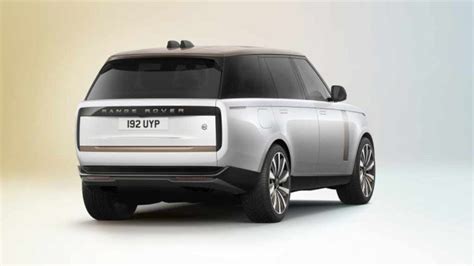 The electric Range Rover will arrive in 2024 - TRACEDNEWS