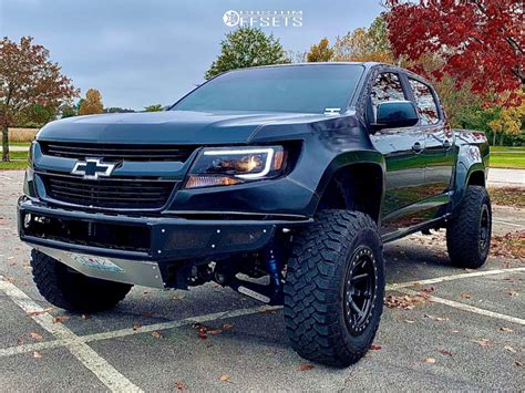 2018 Chevrolet Colorado with 17x9 -12 Dirty Life Dt-2 and 285/70R17 ...