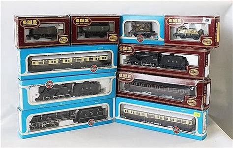 Airfix Models: Trains and Carriages - Railway Trains and Trams - Toys ...