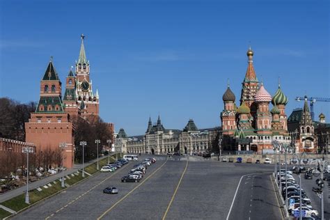 Premium Photo | Moscow kremlin and red square