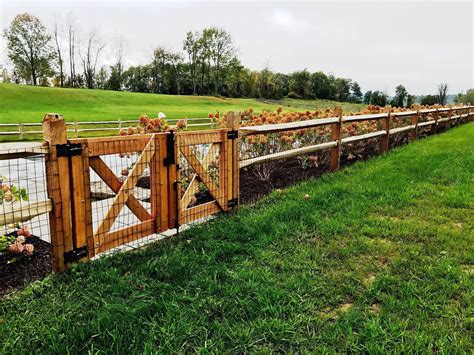 10+ Split Rail Fence Decorating Ideas