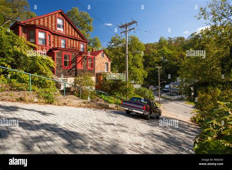 Canton avenue pittsburgh hi-res stock photography and images - Alamy