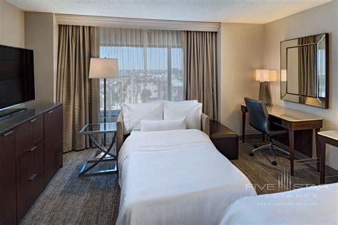 Photo Gallery for The Westin Indianapolis in Indianapolis | Five Star ...