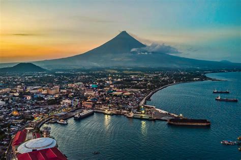 These Major Cities Are Very Close to Active Volcanoes