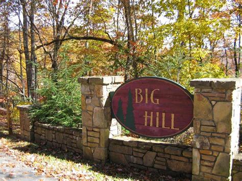 Big Hill Properties For Sale | Looking Glass Realty