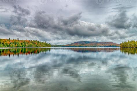 Blue Mountain Lake 12623440 Stock Photo at Vecteezy