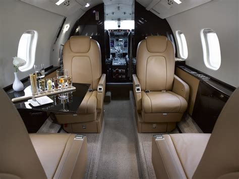 Learjet 60 | Mid-Size Private Jet | Privaira Private Aviation