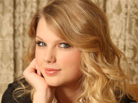 Smile Gallery of Taylor Swift | all about photo