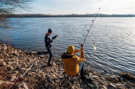 5 Safety Tips for Fishing in Minnesota - SiebenCarey - SiebenCarey