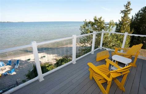 25 Fabulous Resorts in Door County, WI - Paulina on the road