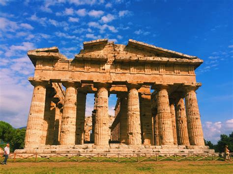 Corinna B's World: Discover The Ancient Greek temples Of Paestum