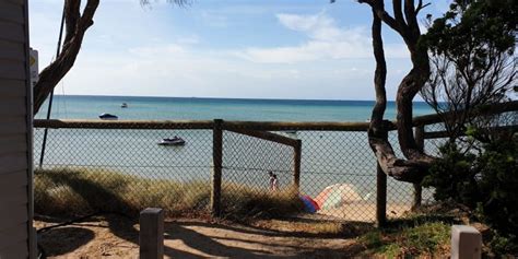 White Cliffs Foreshore Camping - Anycamp