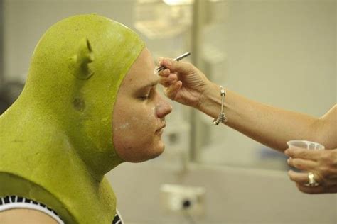 Shrek make-up Shrek, Crane, Make Up, River, Beauty, Musicals, Dressing ...