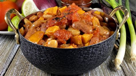 Vegan Chipotle Adobo Instant Pot Chili - FRESH. OUT.