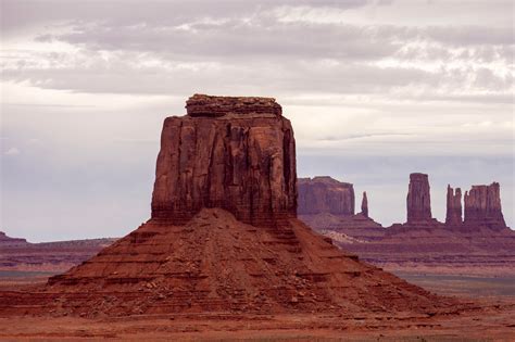 Monument Valley, Navajo Nation [OC] [6000x4000] : r/EarthPorn