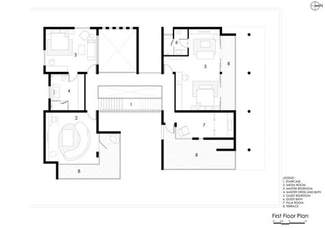 Courtyard House / Abin Design Studio | ArchDaily