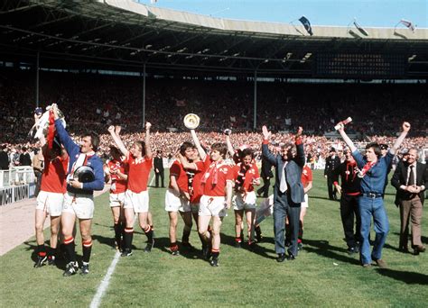 Gallery: United 2 Liverpool 1, FA Cup final 1977 - Official Manchester ...