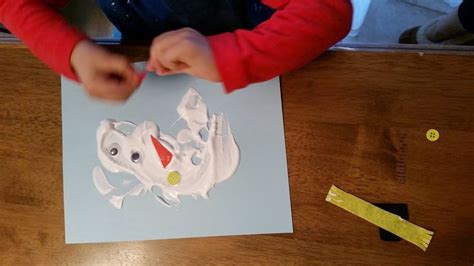 Snowman Puffy Paint Art – Munchkins and Moms