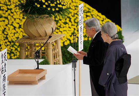 Japan’s Emperor Akihito Officially Announces Abdication