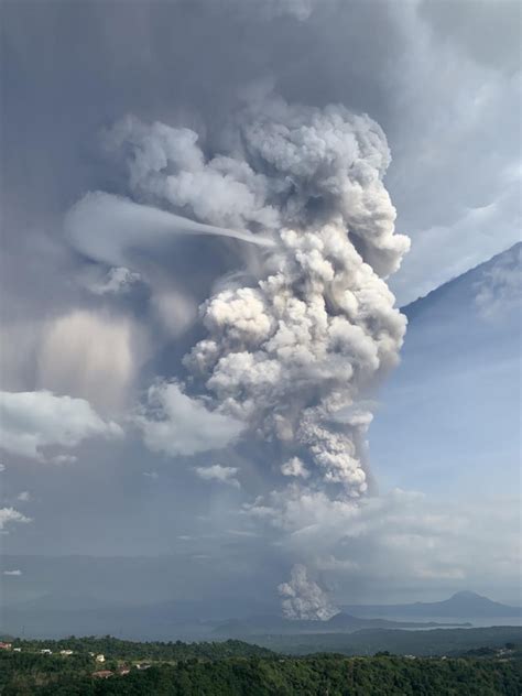 IN PHOTOS: Taal Volcano eruption | Inquirer News